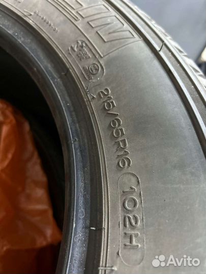 Michelin Latitude Cross 215/65 R16