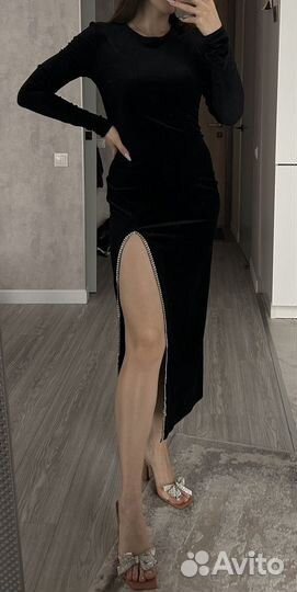 Платье бархатное вечернее