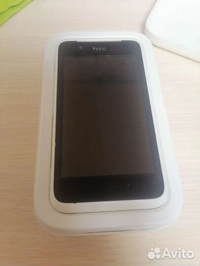 HTC Desire 210, 4 ГБ
