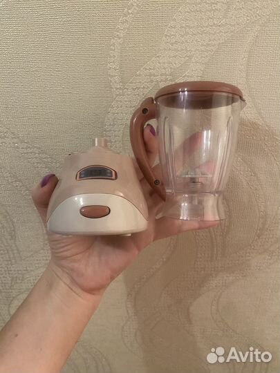 Игрушечный блендер