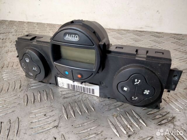 Блок управления климатом Renault Scenic II