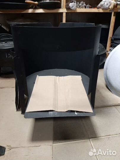 Печь на дровах для 30л чугунного казана