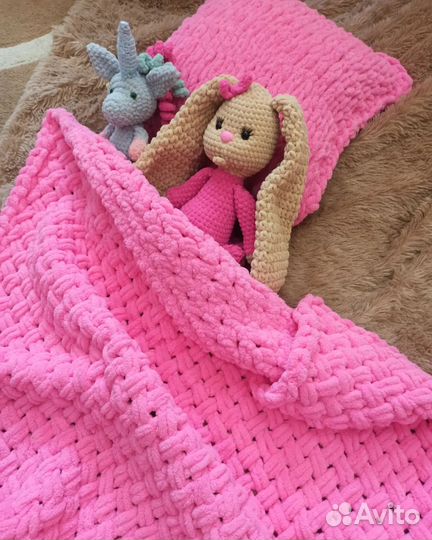 Плюшевый заяц