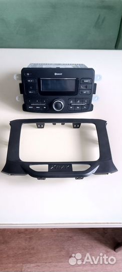 Штатная магнитола LADA x-ray,с рамкой
