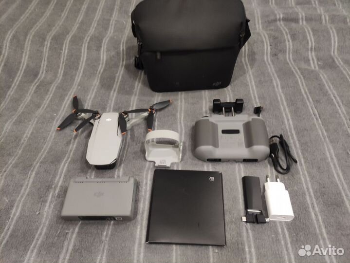 Квадрокоптер DJI Mini 2 Fly More Combo + 256Gb