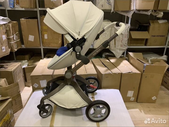 Прогулочная коляска Hot Mom