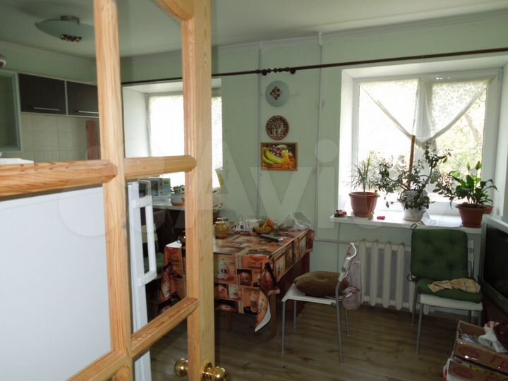 4-к. квартира, 61 м², 1/5 эт.