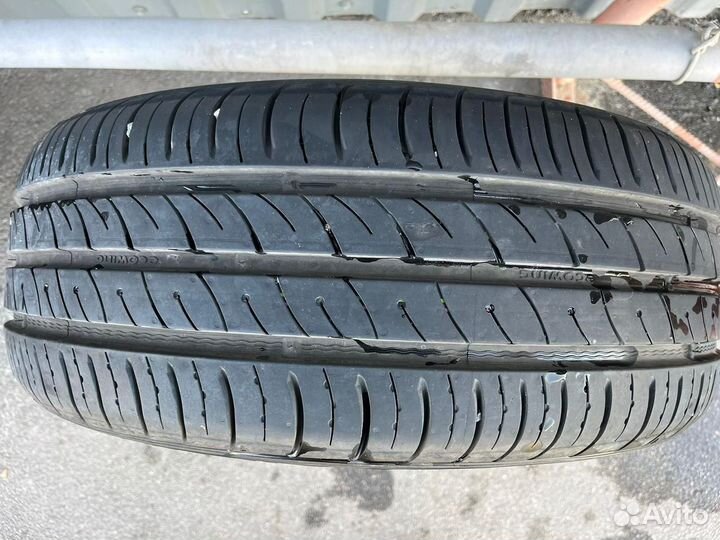 Kumho Ecowing ES01 KH27 205/55 R16