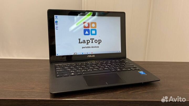 Сенсорный ноутбук Asus для дома и офиса i3 / SSD