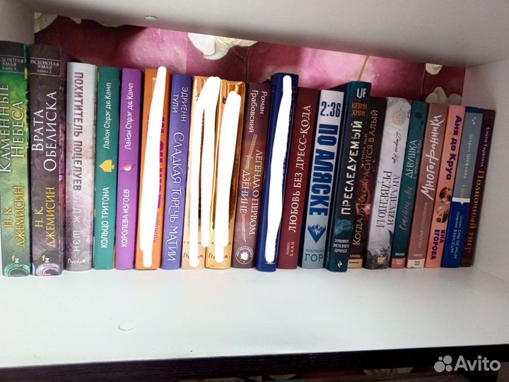 Книги разных жанров