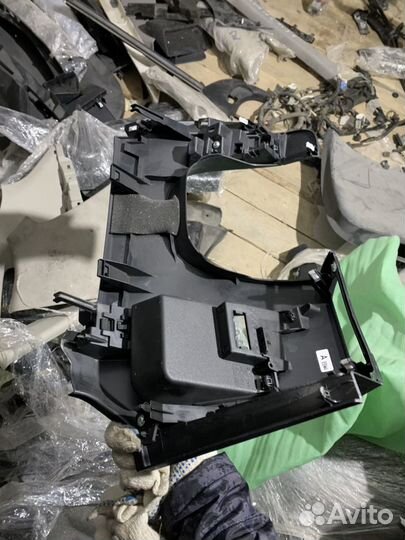 Накладка под рулевая Мазда 3 bl