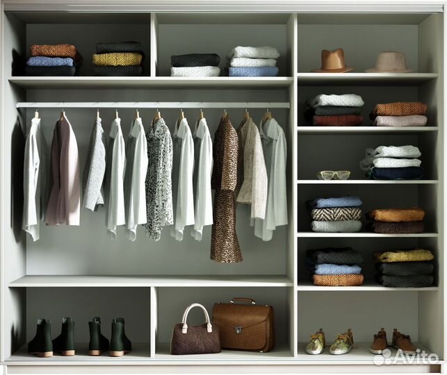 Шкаф купе трехдверный зеркальный