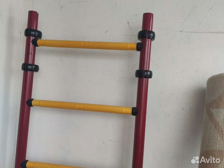 Детская шведская стенка с турником