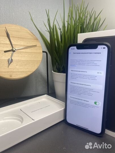iPhone 11, 64 ГБ