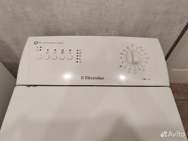 Ремонт дверцы стиральной машины Electrolux EWT в Москве