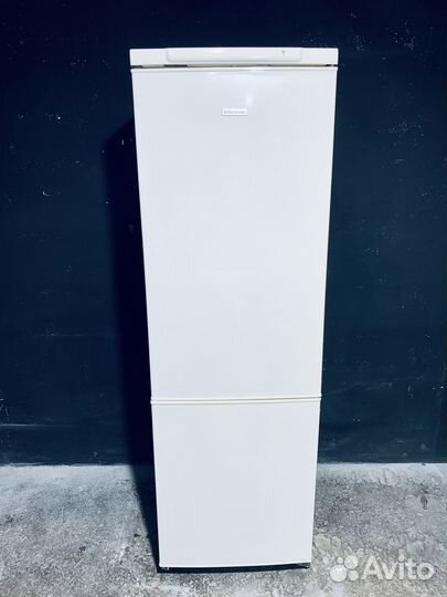 Холодильник electrolux
