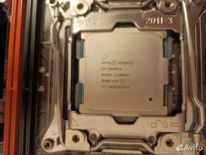 Новый комплект x99 2011v3 Xeon E5 2640v4 16gb DDR4
