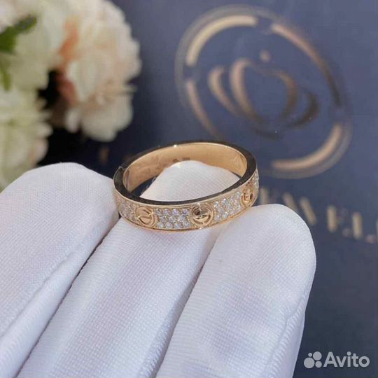 Золотое кольцо Cartier Love, бр. паве 0,4ct