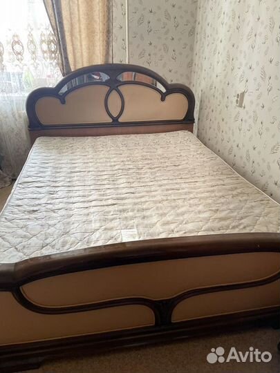 Кровать двухспальная 180 200