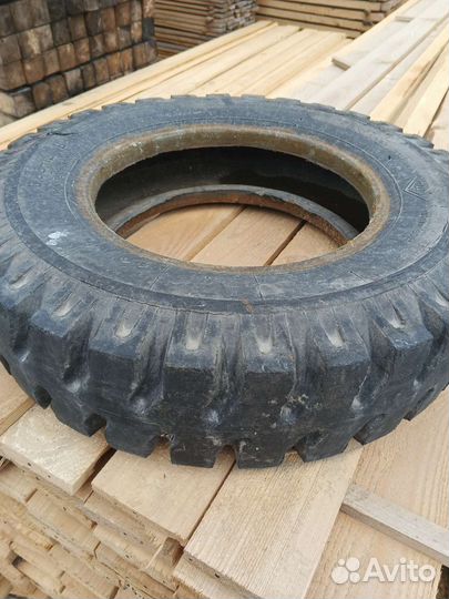 Покрышки на 13погрущик