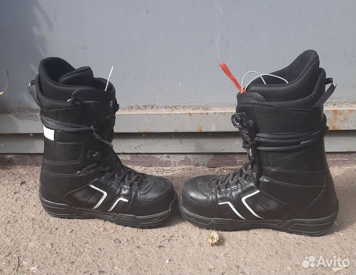 Сноубордические ботинки burton