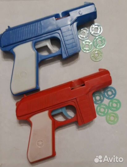 Игрушка пистолет СССР