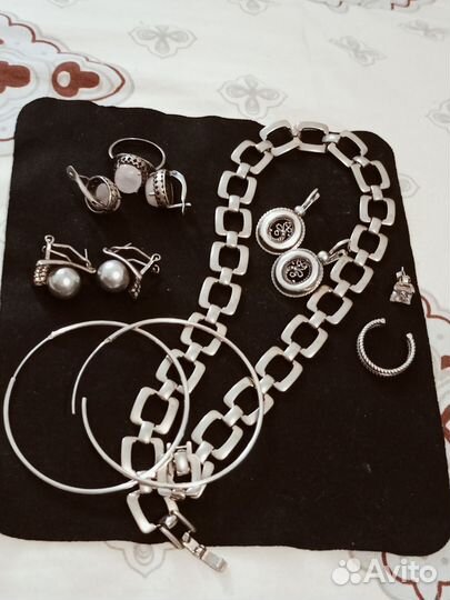 Украшение шарм