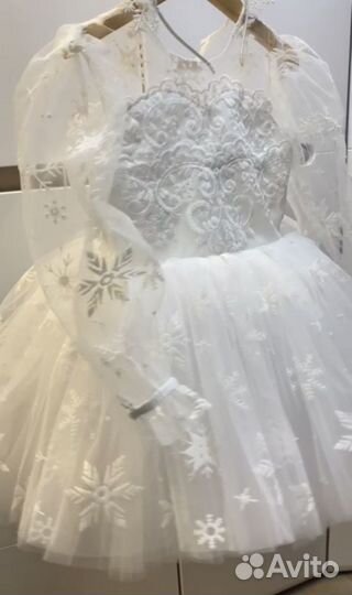 Платье - снежинка на 4-5 лет