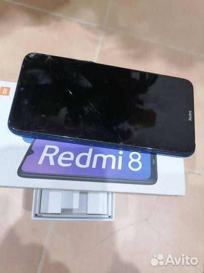 Xiaomi Redmi 8, 3/32 ГБ