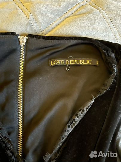 Бархатный комбинезон 42