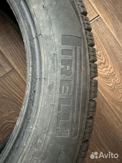 Pirelli Ice Zero FR 235/55 R19 105H