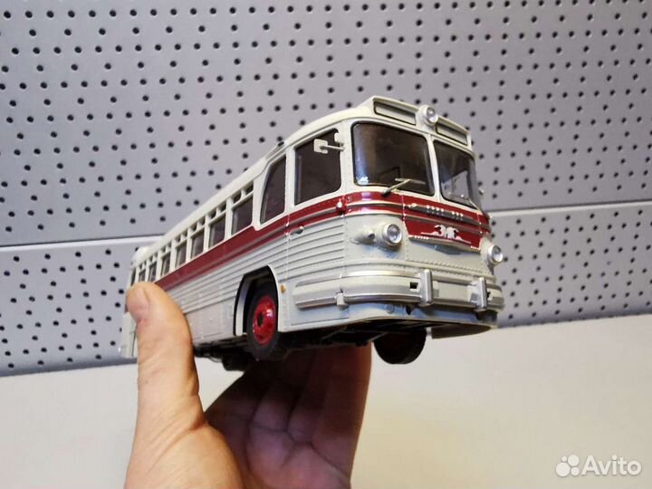 Зис-127 1:43 модимио