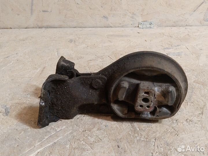Подушка двигателя ваз 2109