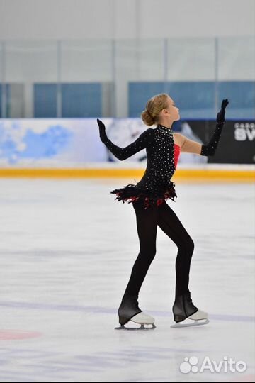 Костюм для фигурного катания