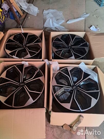 Диски новые r20 Audi