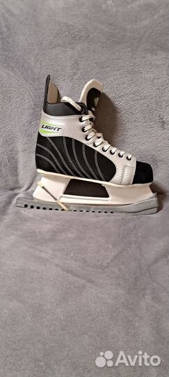 Коньки хоккейные 43 размер