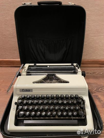 Печатная машинка erika