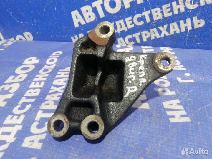 Крепление двигателя Kia Ceed хэтчбек G4FA 2008