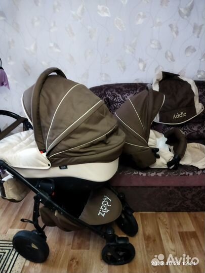 Коляска детская 2 в 1