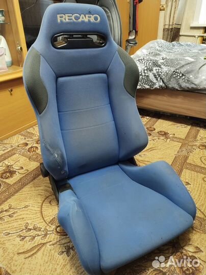 Спортивное сиденье, полуковш, Recaro SR3