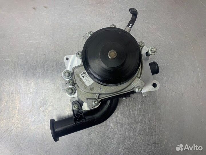 Помпа Mercedes V-Class W447 OM651 2.2 CDI 2019