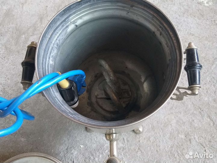 Старинные настенные часы