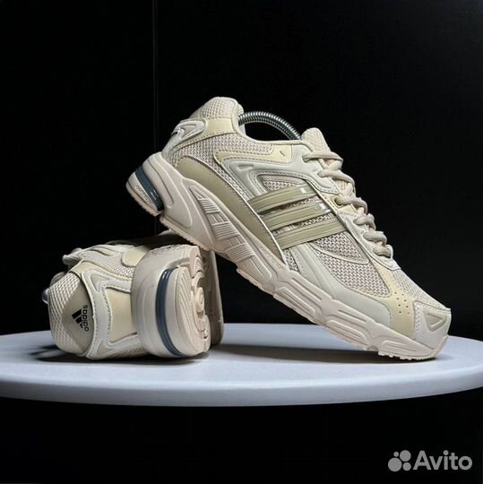 Кроссовки Adidas Response CL beige