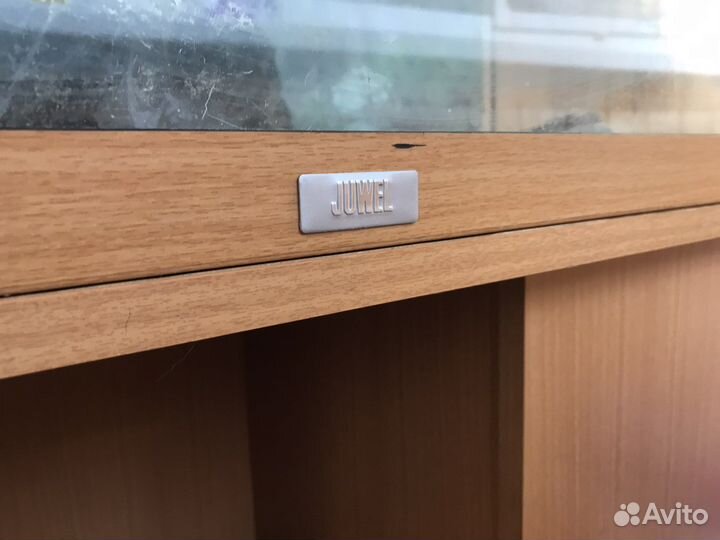 Аквариум ювель180 л