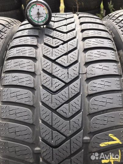 Pirelli Winter Sottozero 3 225/50 R17 98V