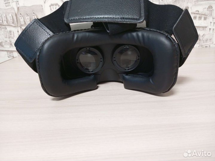 VR Shinecon + игровой контроллер