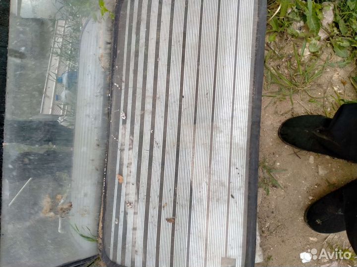 Разные боковые стекла Газель Соболь