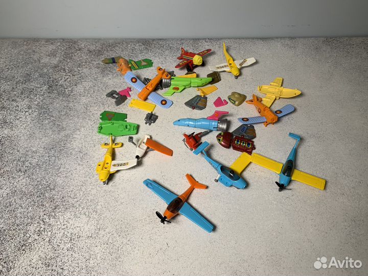 Самолеты из киндер сюрприза