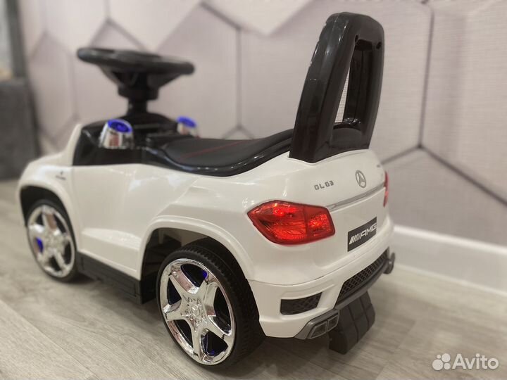 Машина каталка с ручкой Mercedes-Benz GL63