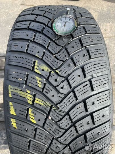 Continental IceContact 3 215/50 R17